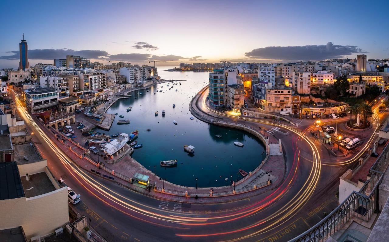 Idyllic Apartment Steps From The Promenade Sliema Extérieur photo
